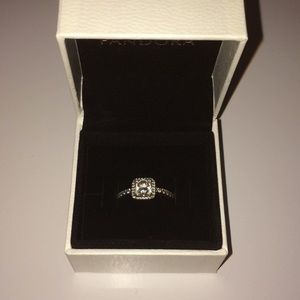 Pandora Ring